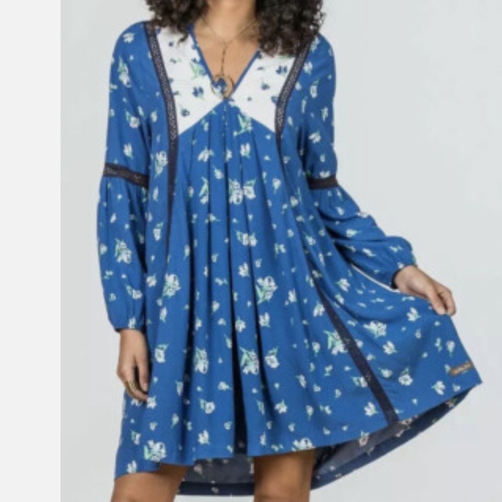 Matilda Jane Blue Floral Boho Festival Babydoll Dress | Lace Trim | Medium